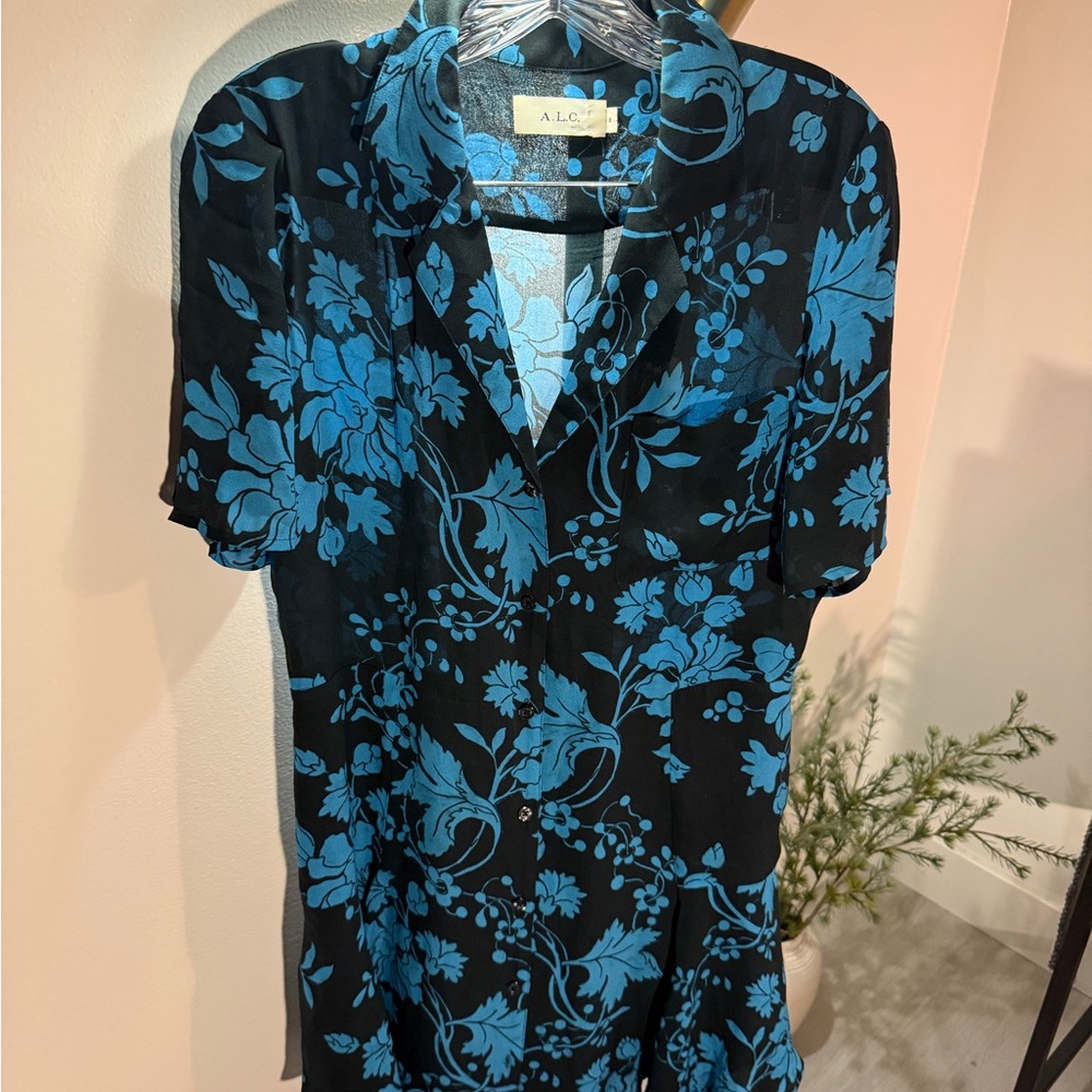 A.L.C. Short mini blue floral occasion dress 8‎ lined pockets designer buttons